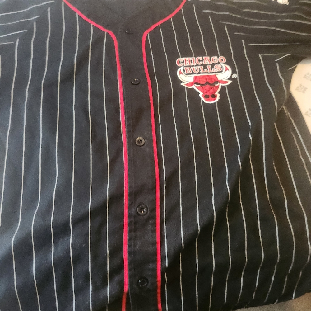 Starter bulls jersey